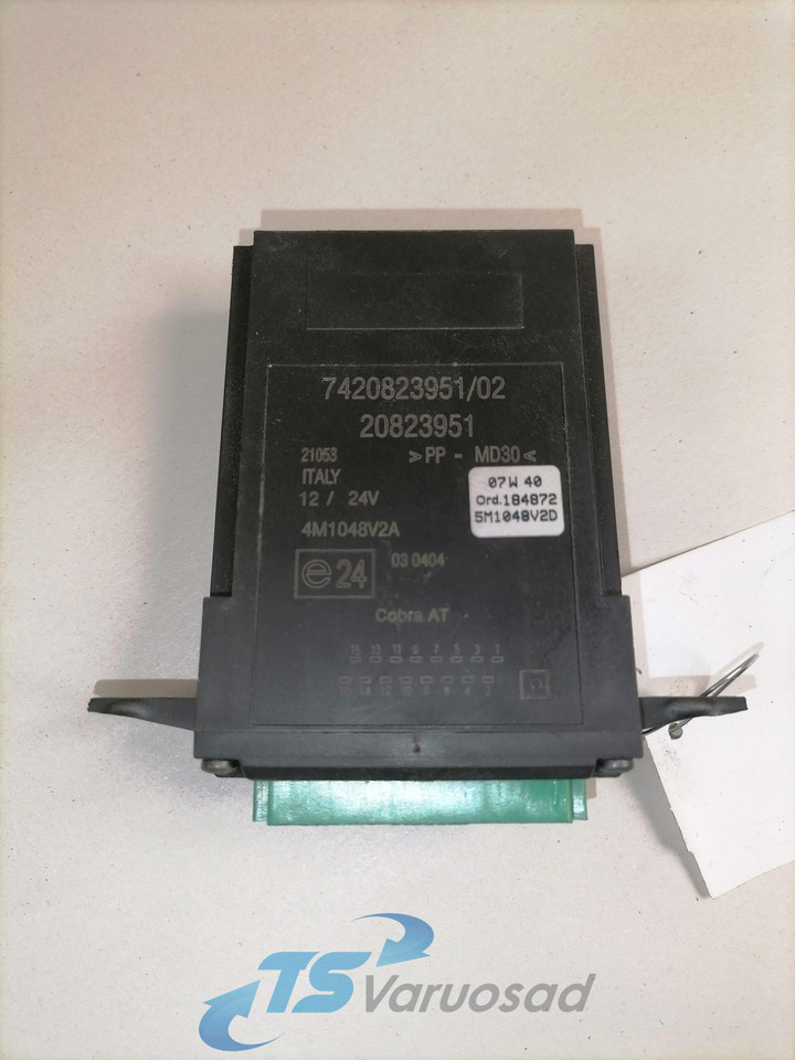 Volvo Ecu, door lock 20823951 - ECU për Kamioni: foto 2 Volvo Ecu, door lock 20823951 - ECU për Kamioni: foto 2