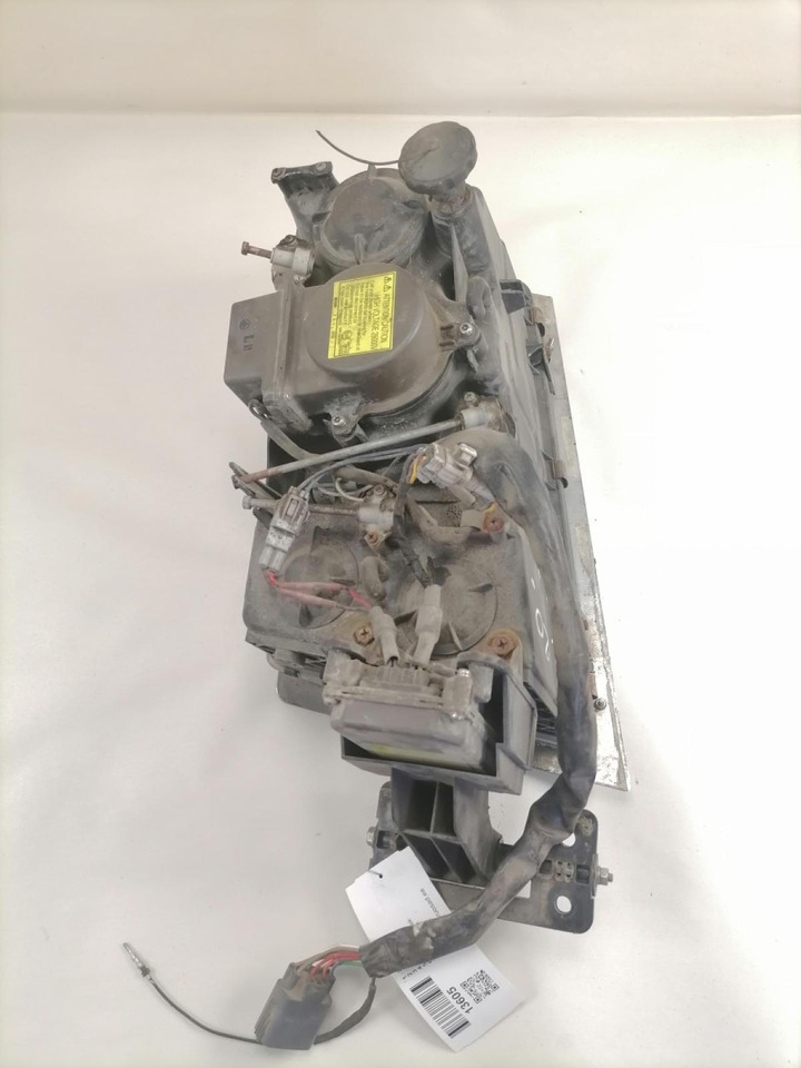 Volvo Esituli, xenon 20713724 - Dritat/ Ndriçimi për Kamioni: foto 4 Volvo Esituli, xenon 20713724 - Dritat/ Ndriçimi për Kamioni: foto 4