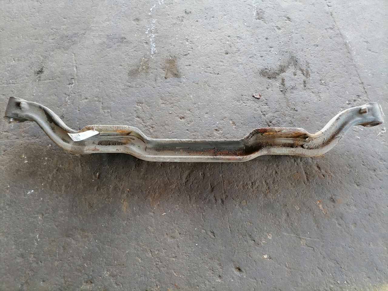 Volvo First axel housing 20581073 - Aksi i përparmë për Kamioni: foto 2 Volvo First axel housing 20581073 - Aksi i përparmë për Kamioni: foto 2