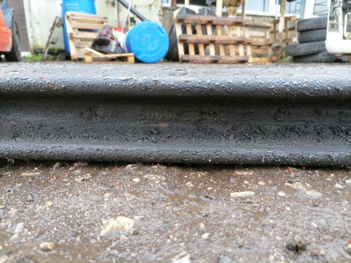 Volvo First axel housing 20582263 - Aksi i përparmë për Kamioni: foto 4 Volvo First axel housing 20582263 - Aksi i përparmë për Kamioni: foto 4