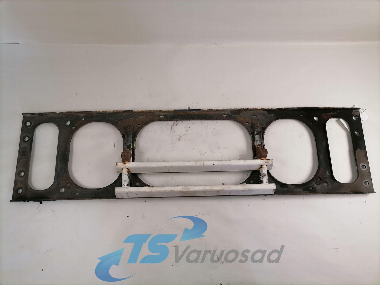 Volvo Iluvõre raam 1629421 - Grilë për Kamioni: foto 2 Volvo Iluvõre raam 1629421 - Grilë për Kamioni: foto 2