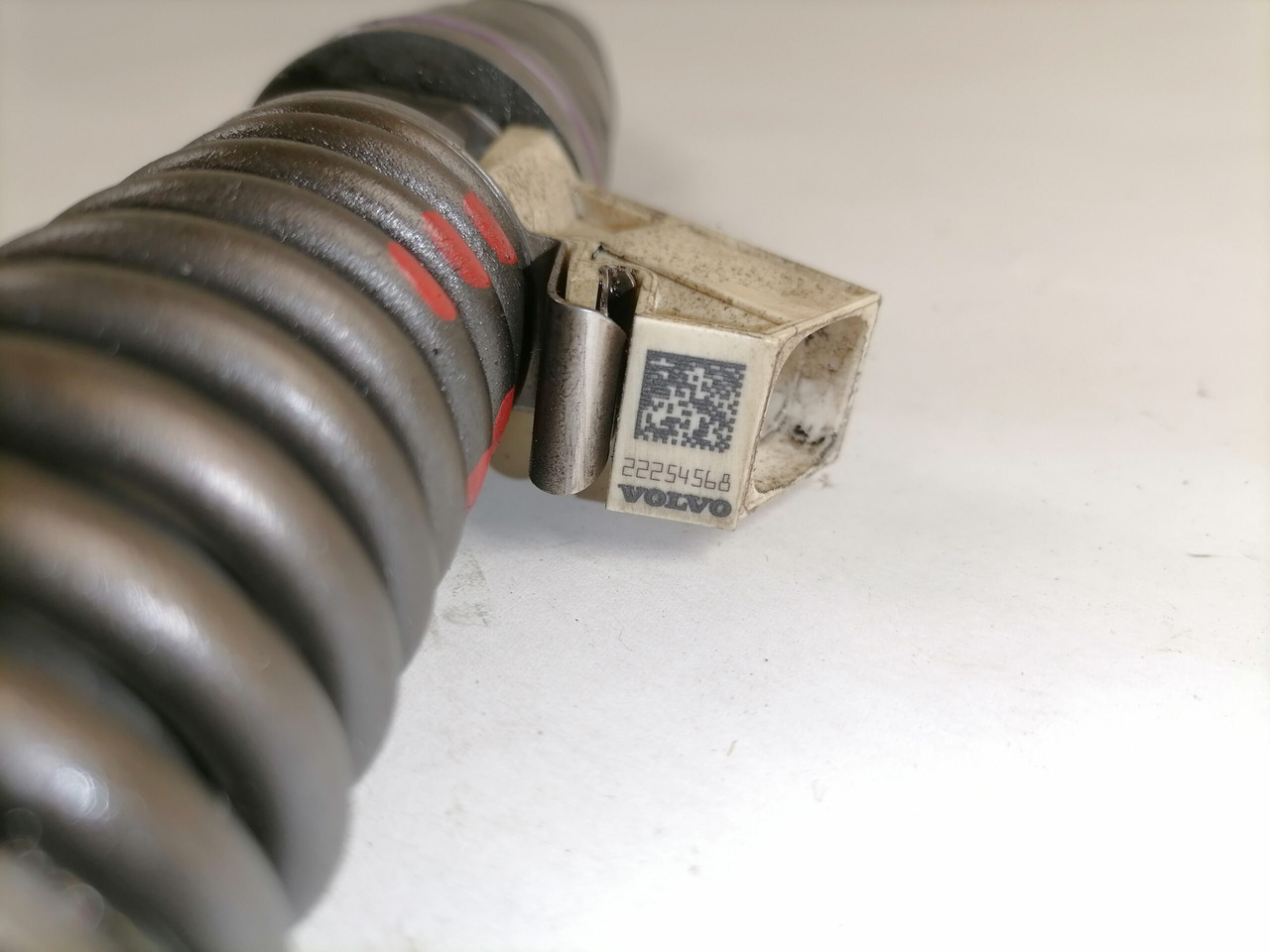 Volvo Injector 22254568 - Pompa e karburantit për Kamioni: foto 4 Volvo Injector 22254568 - Pompa e karburantit për Kamioni: foto 4