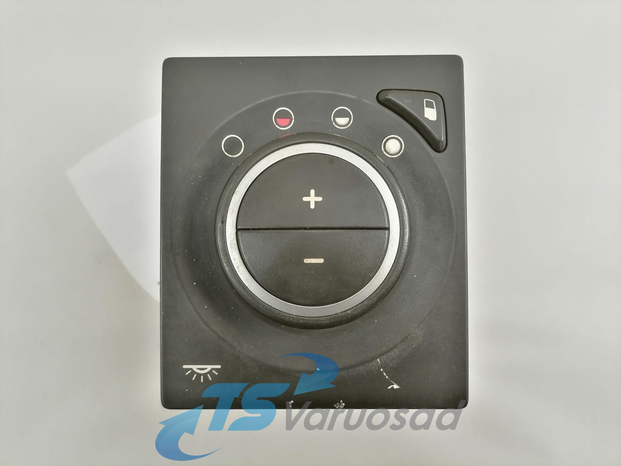 Volvo Lüliti, salongi valgustus 22562599 - Kabinë për Kamioni: foto 1 Volvo Lüliti, salongi valgustus 22562599 - Kabinë për Kamioni: foto 1