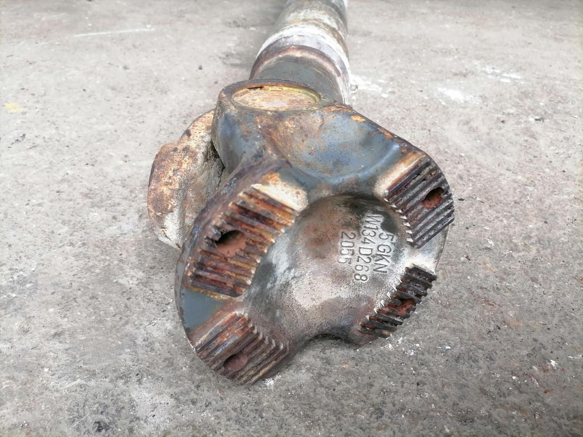 Volvo Propeller shaft 1067756 - Bosht kardanike për Kamioni: foto 4 Volvo Propeller shaft 1067756 - Bosht kardanike për Kamioni: foto 4