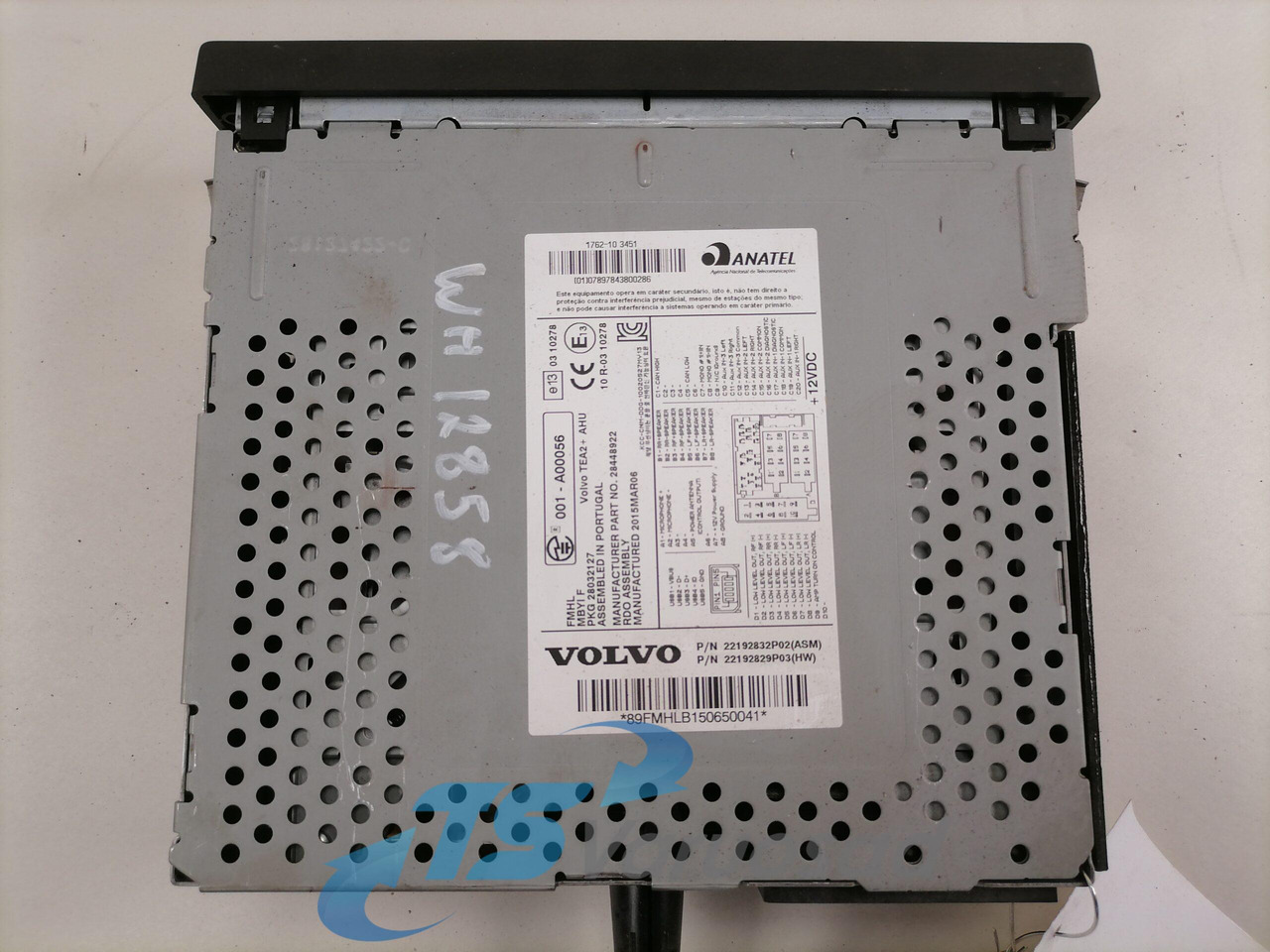 Volvo Raadio 22192832 - Sistemi elektrik për Kamioni: foto 3 Volvo Raadio 22192832 - Sistemi elektrik për Kamioni: foto 3