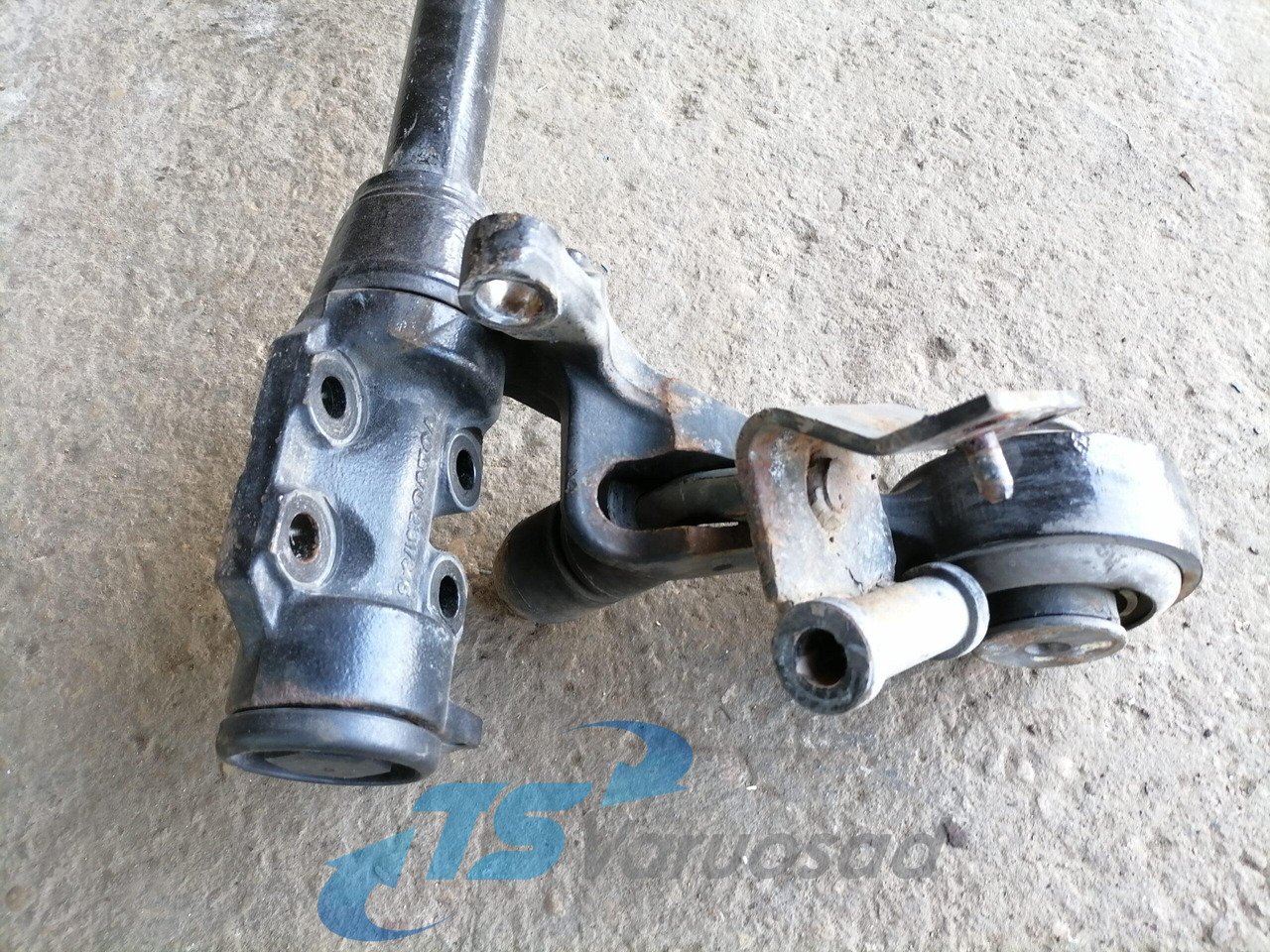 Volvo Volvo FH kabiini torsioonvarras 22004643 - Suspension i kabinës për Kamioni: foto 3 Volvo Volvo FH kabiini torsioonvarras 22004643 - Suspension i kabinës për Kamioni: foto 3