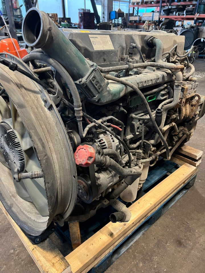 Volvo Volvo mootor D9B300 20880353 - Motori për Kamioni: foto 5 Volvo Volvo mootor D9B300 20880353 - Motori për Kamioni: foto 5