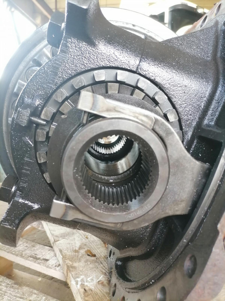 Volvo Volvo reduktor RTS2370A 3,09 20545461 - Transmisioni përfundimtar për Kamioni: foto 4 Volvo Volvo reduktor RTS2370A 3,09 20545461 - Transmisioni përfundimtar për Kamioni: foto 4