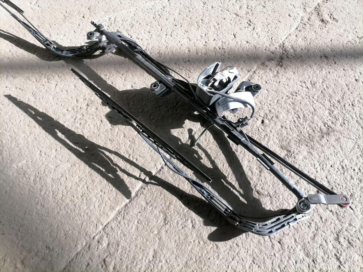 Volvo Wiper frame 688044 - Fshirëse për Kamioni: foto 4 Volvo Wiper frame 688044 - Fshirëse për Kamioni: foto 4