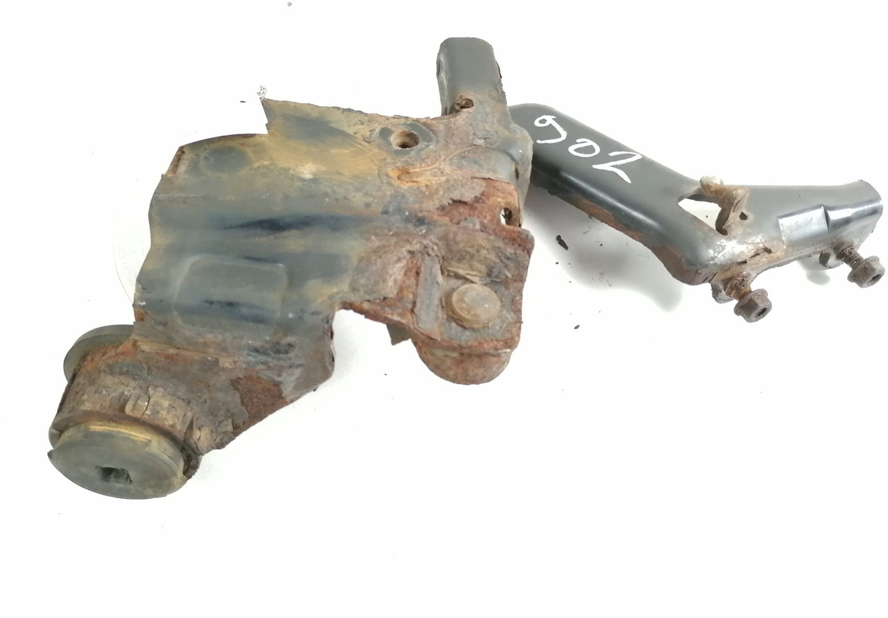 Volvo lower grille carrier hinge 20425955 - Grilë për Kamioni: foto 1 Volvo lower grille carrier hinge 20425955 - Grilë për Kamioni: foto 1