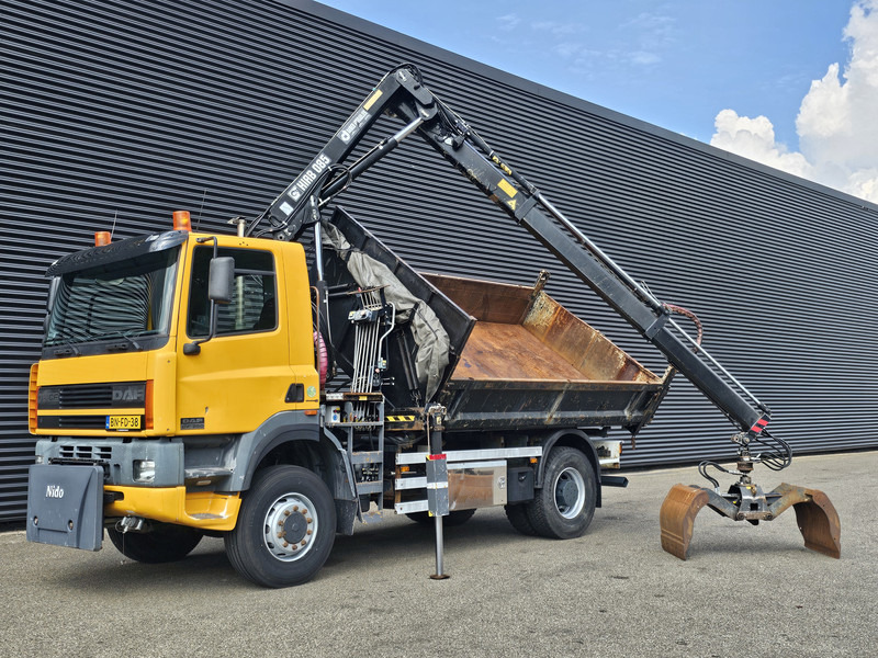 DAF CF 75.250 4X4 / HIAB CRANE + TIPPER / MANUAL / SPRING - Kamion vetëshkarkues, Kamion me vinç: foto 2 DAF CF 75.250 4X4 / HIAB CRANE + TIPPER / MANUAL / SPRING - Kamion vetëshkarkues, Kamion me vinç: foto 2