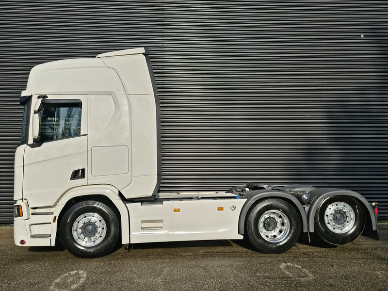 Scania R580 / V8 6X2 / RETARDER / FULL AIR - Gjysmë-kamion: foto 2 Scania R580 / V8 6X2 / RETARDER / FULL AIR - Gjysmë-kamion: foto 2