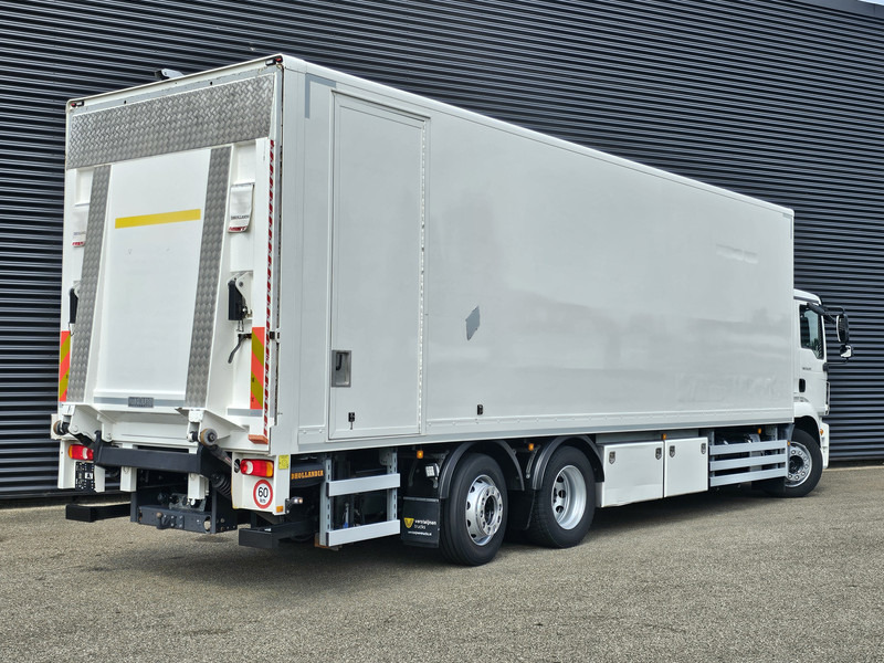 MAN TGM 26.320 / 6x2-4 / LBW / 6000kg TAIL LIFT - Kamion vagonetë: foto 2 MAN TGM 26.320 / 6x2-4 / LBW / 6000kg TAIL LIFT - Kamion vagonetë: foto 2