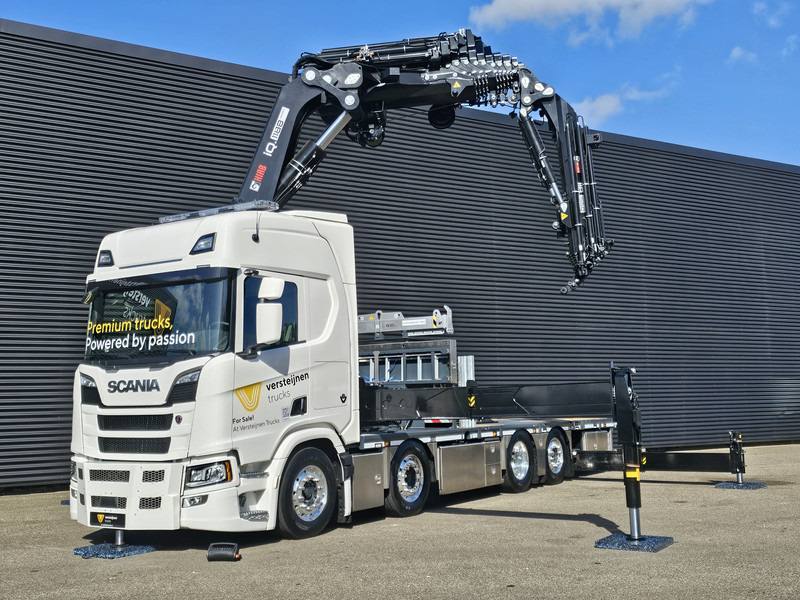 Scania R590 V8 / 8X2 / HIAB 1188 + JIB + WINCH - Kamion me karroceri të hapur, Kamion me vinç: foto 3 Scania R590 V8 / 8X2 / HIAB 1188 + JIB + WINCH - Kamion me karroceri të hapur, Kamion me vinç: foto 3