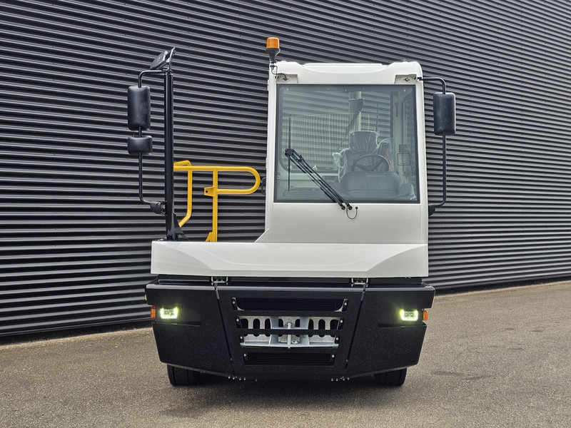 Terberg YT193 / TERMINAL / RANGEERTREKKER / !!NEW!! - Traktor terminal: foto 4 Terberg YT193 / TERMINAL / RANGEERTREKKER / !!NEW!! - Traktor terminal: foto 4