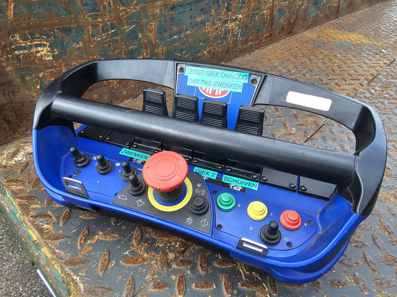 Volvo FE 320 6X2R / 22 t/m KRAN / CRANE / OPRIJ / MACHINE TRANSPORT - Karrotrec: foto 5 Volvo FE 320 6X2R / 22 t/m KRAN / CRANE / OPRIJ / MACHINE TRANSPORT - Karrotrec: foto 5