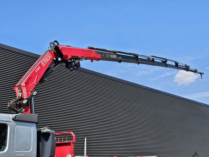 Volvo FM 460 8x4-4 / FASSI 36.5 t/m -8 x EXTENSION + WINCH - Kamion me vinç: foto 2 Volvo FM 460 8x4-4 / FASSI 36.5 t/m -8 x EXTENSION + WINCH - Kamion me vinç: foto 2
