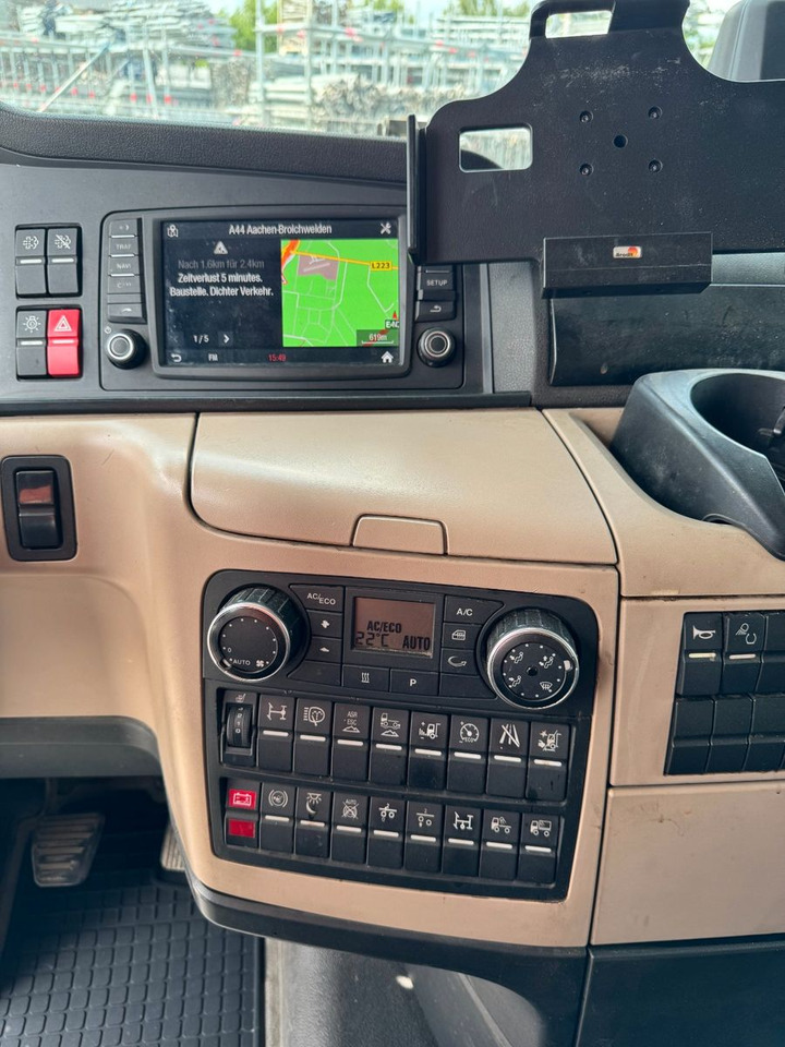 MAN 18.460 4X2 & Langendorf Stahl / Aluminium 24 kub - Gjysmë-kamion: foto 4 MAN 18.460 4X2 & Langendorf Stahl / Aluminium 24 kub - Gjysmë-kamion: foto 4