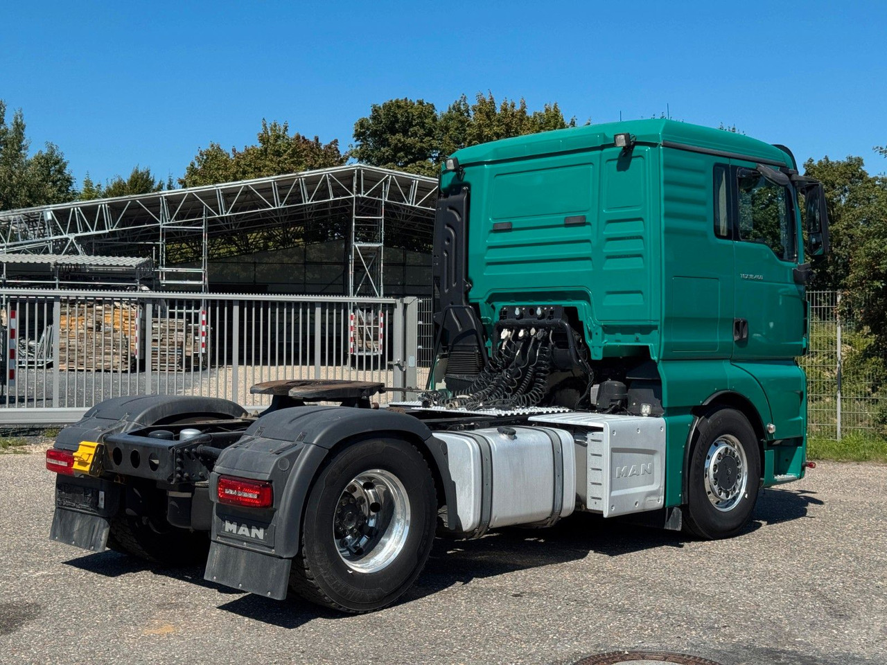 MAN 18.460 4x2 Kipphydr. | Standheiz. | Top Zustand - Gjysmë-kamion: foto 5 MAN 18.460 4x2 Kipphydr. | Standheiz. | Top Zustand - Gjysmë-kamion: foto 5