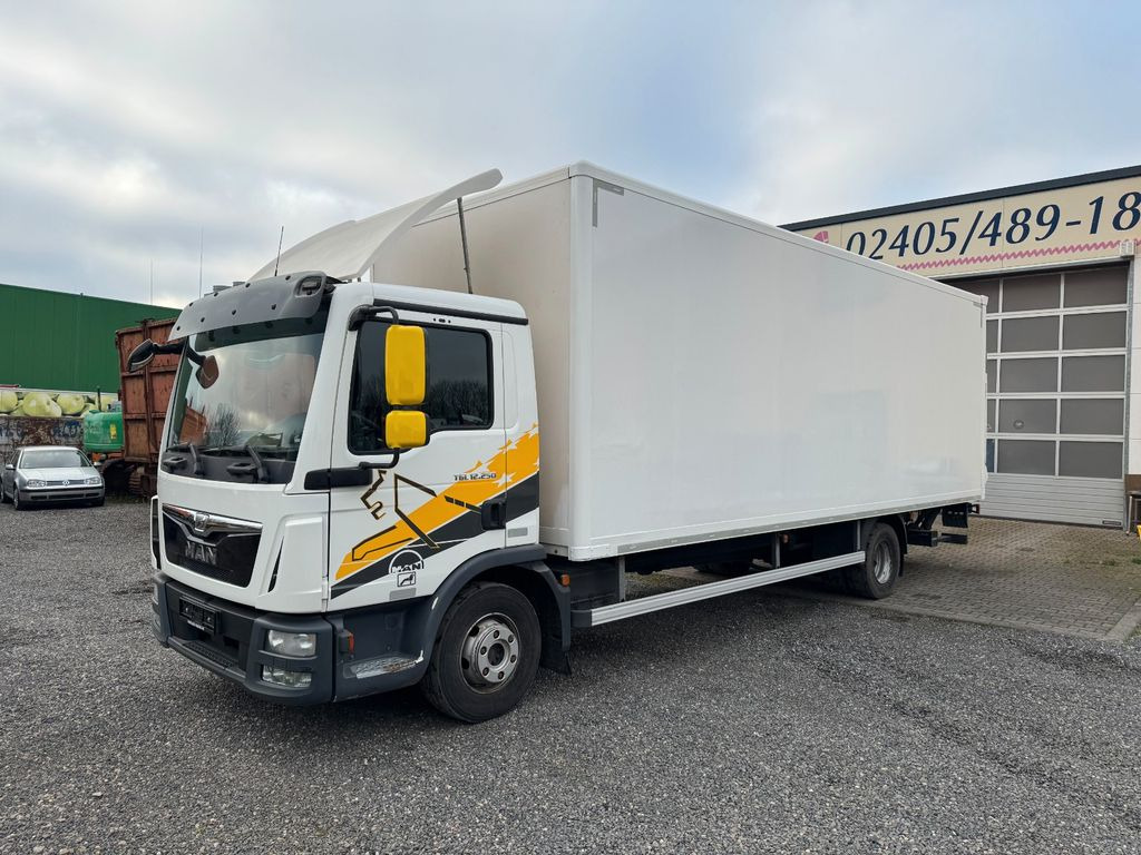 MAN 12.250 4X2 Koffer LBW Klima Diff.Sperre AHK - Kamion vagonetë: foto 1 MAN 12.250 4X2 Koffer LBW Klima Diff.Sperre AHK - Kamion vagonetë: foto 1