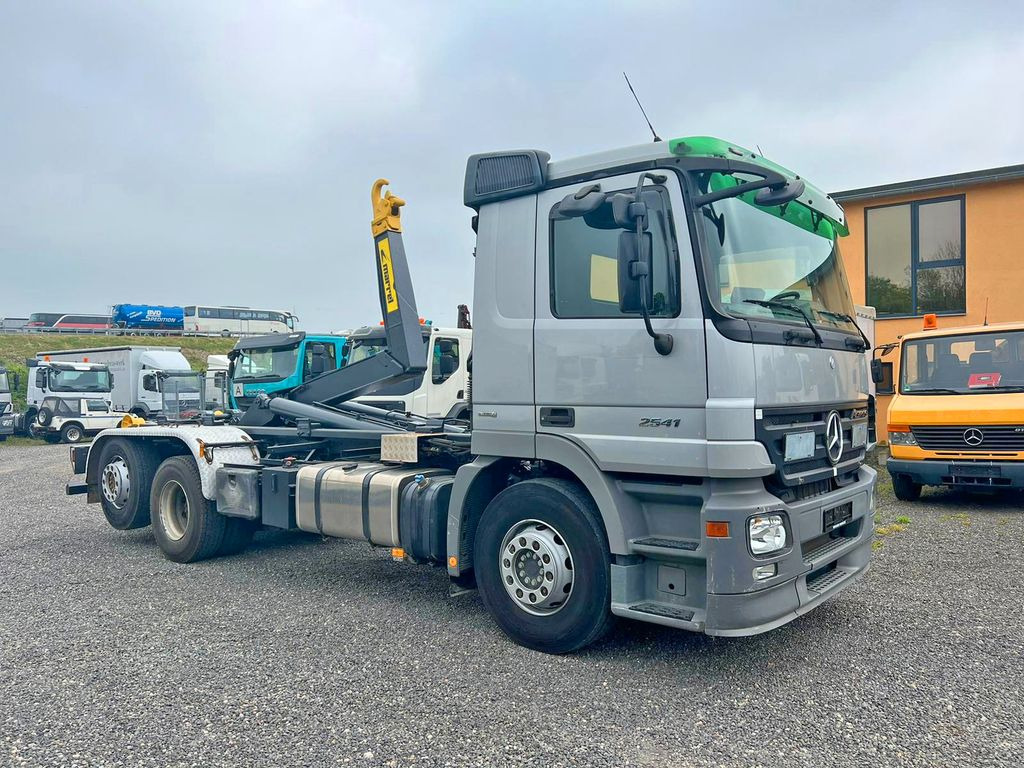 Kamion vetëngarkues Mercedes-Benz 2541 6X2 Marrel Abroller Hydr. Verriegelung: foto 15