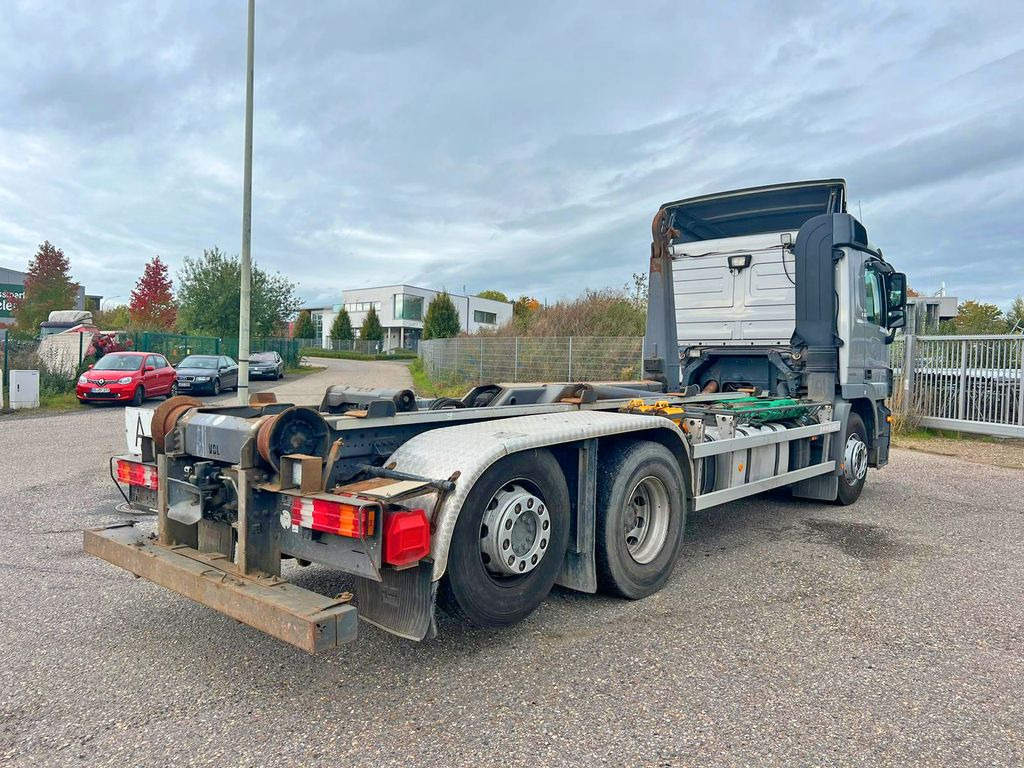 Mercedes-Benz 2544 6X2 VDL Abroller Klima & Retarder Mercedes-Benz 2544 6X2 VDL Abroller Klima & Retarder - Kamion vetëngarkues: foto 4 Mercedes-Benz 2544 6X2 VDL Abroller Klima & Retarder Mercedes-Benz 2544 6X2 VDL Abroller Klima & Retarder - Kamion vetëngarkues: foto 4