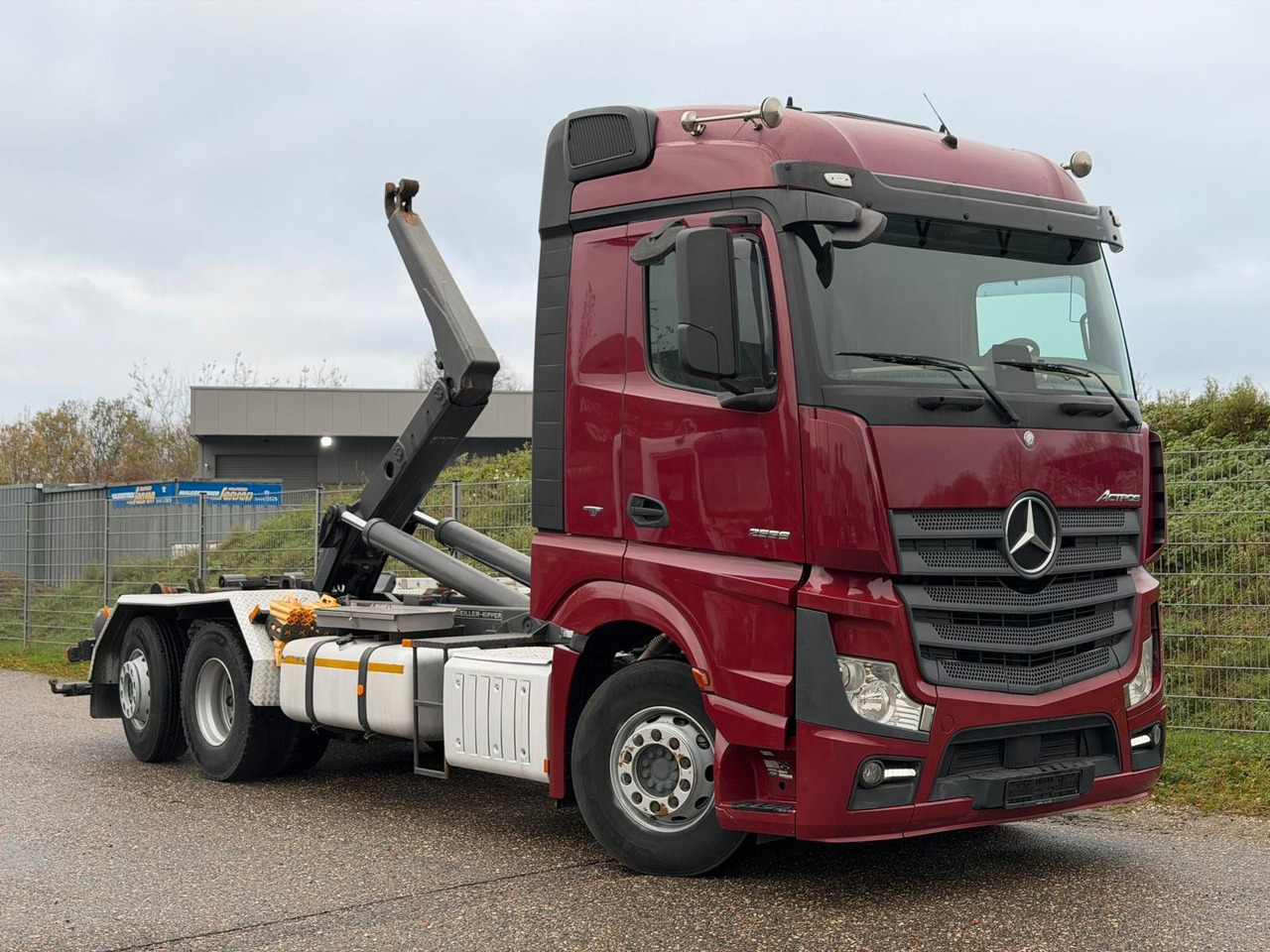 Mercedes-Benz 2558 6x2 Meiller RK 20.65 | Retarder | Klima - Kamion vetëngarkues: foto 1 Mercedes-Benz 2558 6x2 Meiller RK 20.65 | Retarder | Klima - Kamion vetëngarkues: foto 1
