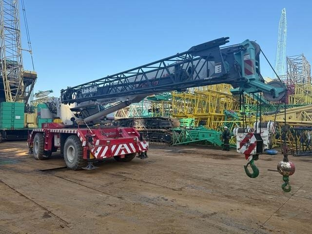 Link-Belt RTC8050-2 - Vinç për terrene të vështira: foto 4 Link-Belt RTC8050-2 - Vinç për terrene të vështira: foto 4