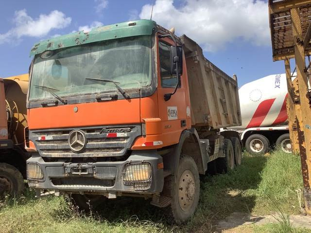 Mercedes-Benz ACTROS 3341 - Kamion vetëshkarkues: foto 1 Mercedes-Benz ACTROS 3341 - Kamion vetëshkarkues: foto 1