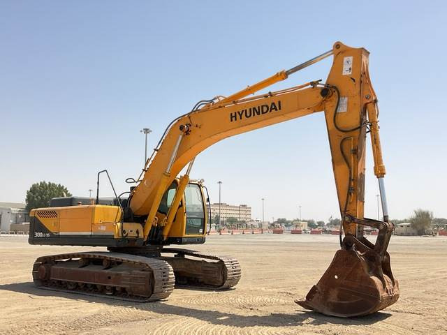 Hyundai Robex 300LC-9S - Ekskavator me zinxhirë: foto 4 Hyundai Robex 300LC-9S - Ekskavator me zinxhirë: foto 4