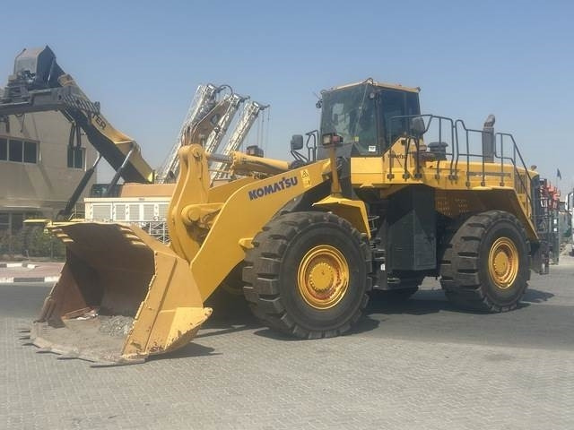 Komatsu WA600-6R - Fadrom me goma: foto 1 Komatsu WA600-6R - Fadrom me goma: foto 1