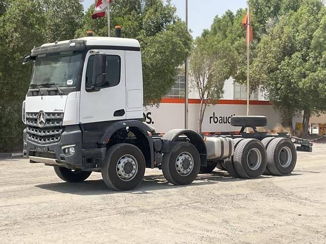 Mercedes-Benz Arocs 4240 - Kamion kabinë-shasi: foto 1 Mercedes-Benz Arocs 4240 - Kamion kabinë-shasi: foto 1