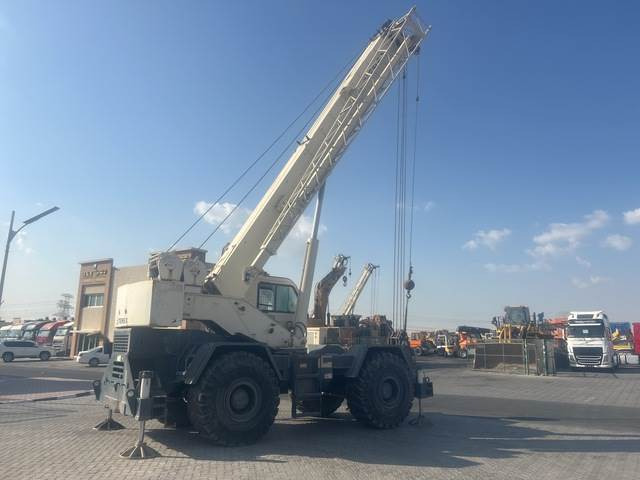 Terex RT555 - Vinç për terrene të vështira: foto 3 Terex RT555 - Vinç për terrene të vështira: foto 3
