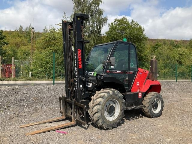 Manitou M30-4 - Ngarkues me pirun për terren të ashpër: foto 1 Manitou M30-4 - Ngarkues me pirun për terren të ashpër: foto 1