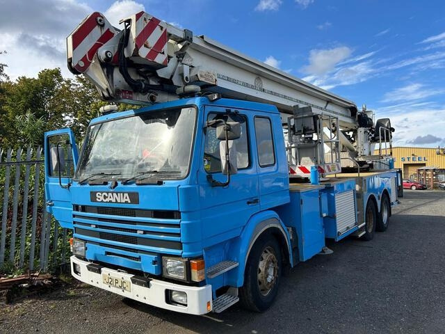 Scania P113ML - Platformë ajrore e montuar në kamion: foto 1 Scania P113ML - Platformë ajrore e montuar në kamion: foto 1