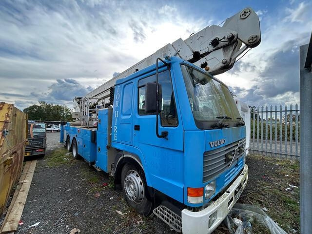 Volvo FL10 - Kamion me vinç: foto 5 Volvo FL10 - Kamion me vinç: foto 5