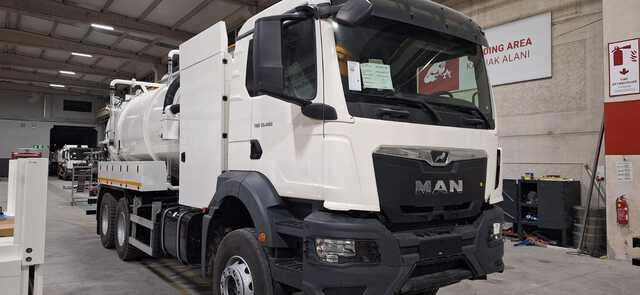 MAN TGS33.400 Jetter - Kamion me vakuum: foto 4 MAN TGS33.400 Jetter - Kamion me vakuum: foto 4