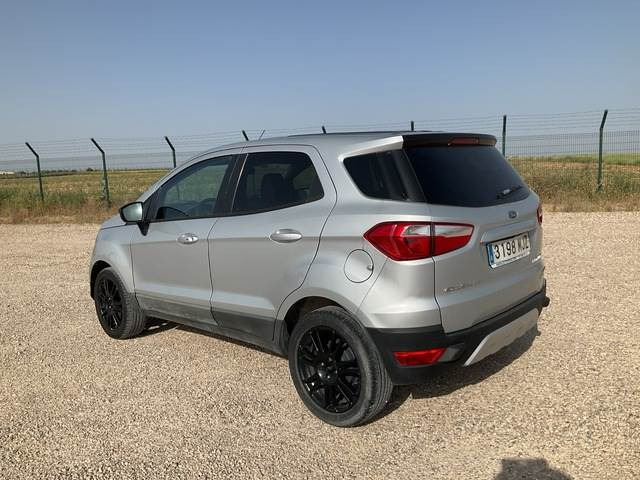 Ford Ecosport - Veturë: foto 2 Ford Ecosport - Veturë: foto 2