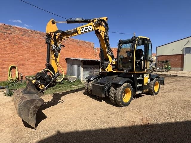 JCB HD110WTT4 - Ekskavator me goma: foto 1 JCB HD110WTT4 - Ekskavator me goma: foto 1