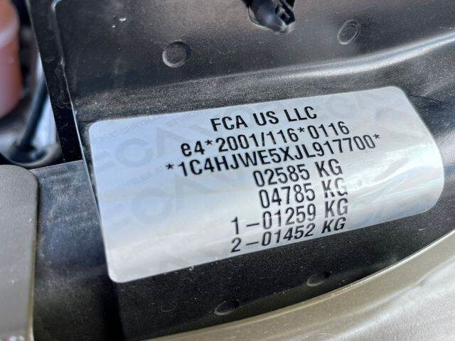 Jeep Wrangler JK Command - Veturë: foto 5 Jeep Wrangler JK Command - Veturë: foto 5