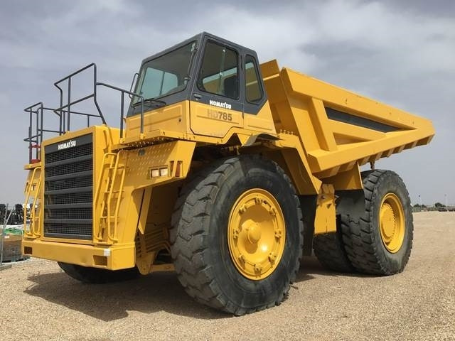 Komatsu HD785-5 - Shkarkues i palëvizshëm: foto 1 Komatsu HD785-5 - Shkarkues i palëvizshëm: foto 1