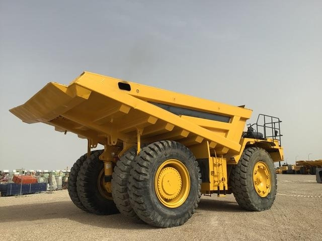 Komatsu HD785-5 - Shkarkues i palëvizshëm: foto 3 Komatsu HD785-5 - Shkarkues i palëvizshëm: foto 3
