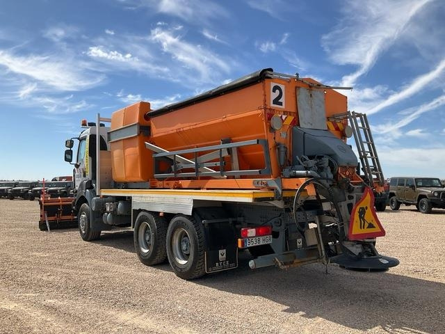 Renault Kerax 430DXI - Makinë për heqjen e borës: foto 2 Renault Kerax 430DXI - Makinë për heqjen e borës: foto 2