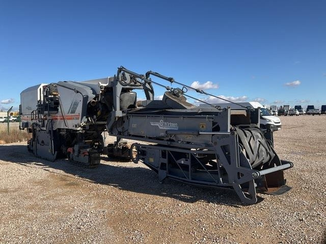 Wirtgen W210 - Frezë asfalti: foto 4 Wirtgen W210 - Frezë asfalti: foto 4