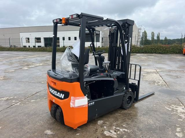 Doosan B20T-7 PLUS - Pirun elektrik: foto 3 Doosan B20T-7 PLUS - Pirun elektrik: foto 3