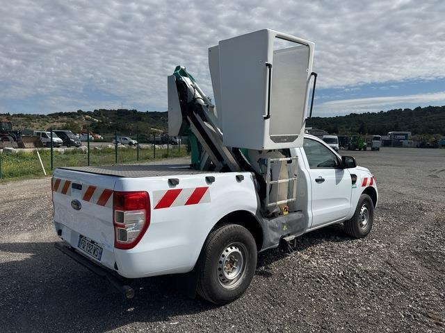 Ford Ranger - Platformë ajrore e montuar në kamion, Pick up: foto 3 Ford Ranger - Platformë ajrore e montuar në kamion, Pick up: foto 3