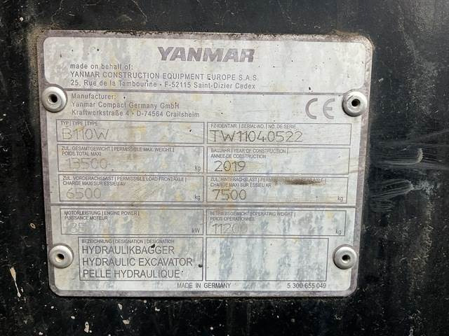 Yanmar B110W - Ekskavator me goma: foto 5 Yanmar B110W - Ekskavator me goma: foto 5