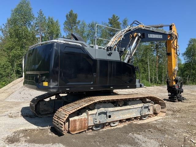 Liebherr 930LC V - Ekskavator me zinxhirë: foto 3 Liebherr 930LC V - Ekskavator me zinxhirë: foto 3