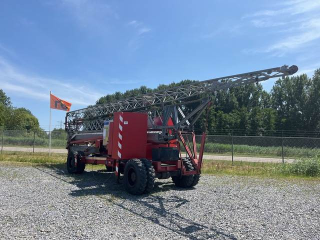 Montalift 102S-4WD(S) - Vinç me ngritje të shpejtë: foto 4 Montalift 102S-4WD(S) - Vinç me ngritje të shpejtë: foto 4