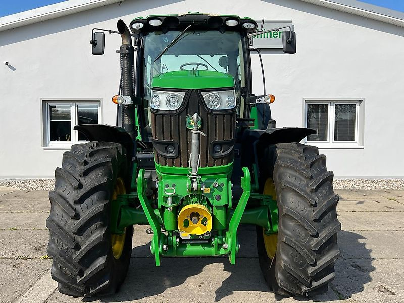 John Deere 6210R Frontzapfwelle - Traktor: foto 3 John Deere 6210R Frontzapfwelle - Traktor: foto 3